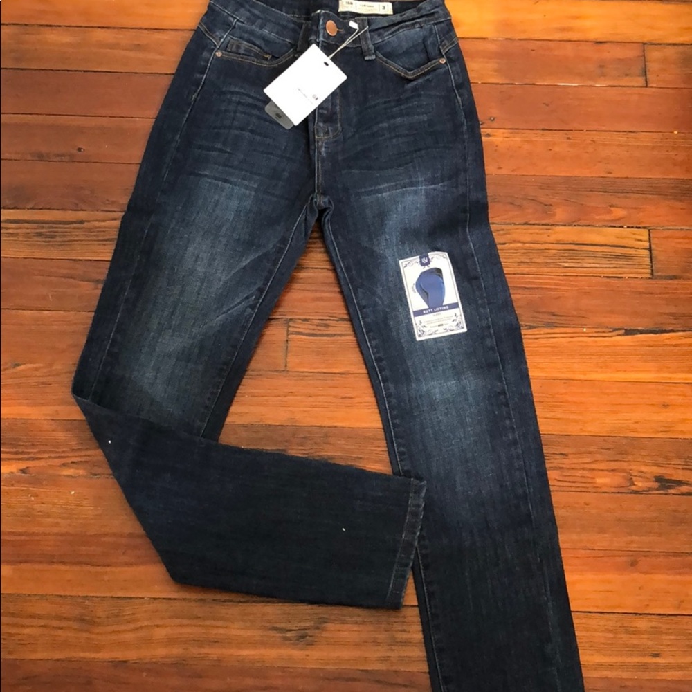 Women’s jeans